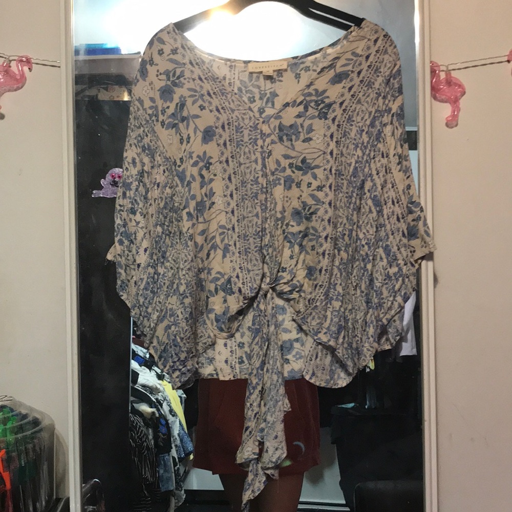 Never worn Blue and cream flowy floral blouse